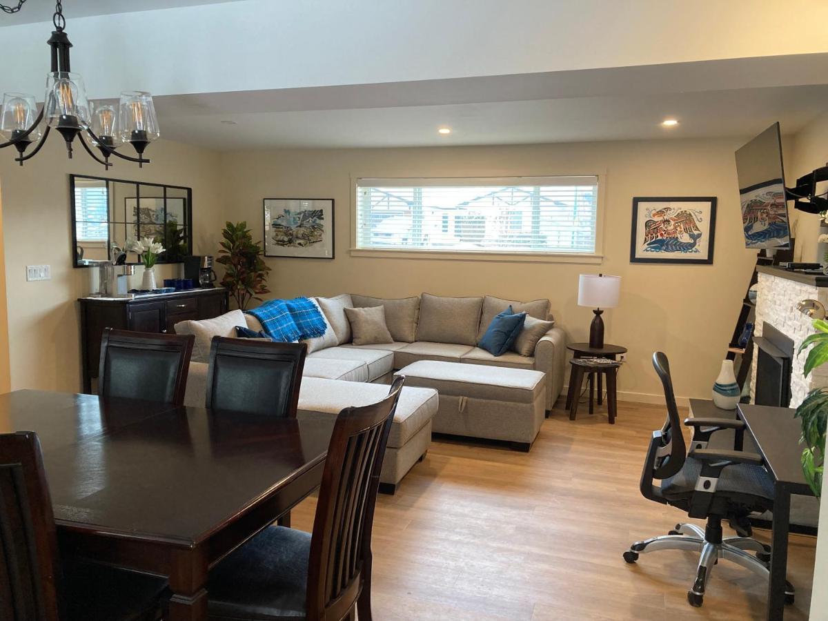 Bright Poolside Walkout Two Bedroom Basement Suite In The Okanagan Penticton Exterior foto